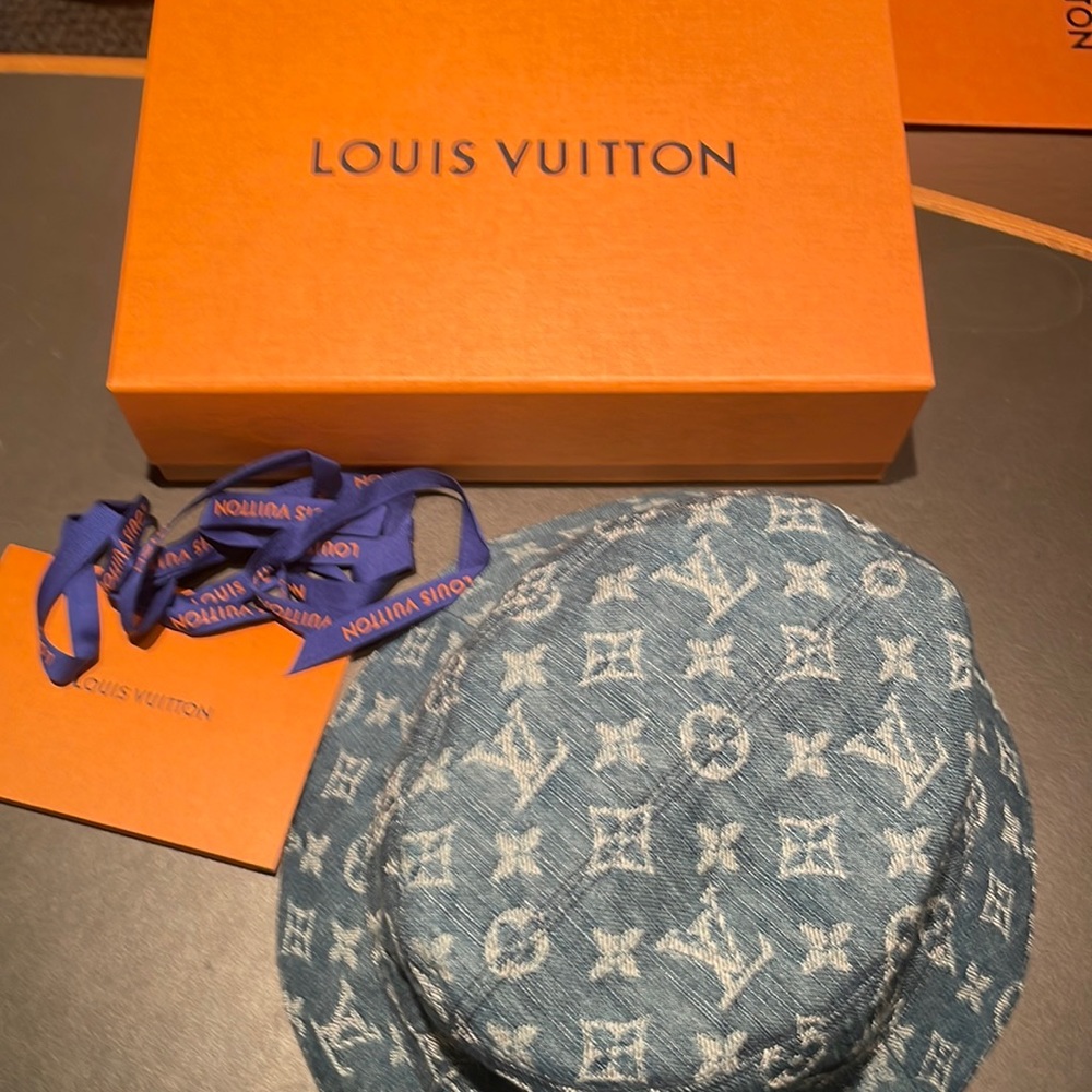 Bob bucket hat monogram denim